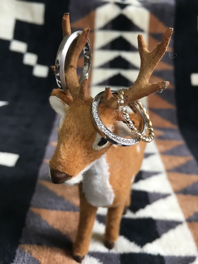 旦那さんはダイヤの部分をマット加工にしました。