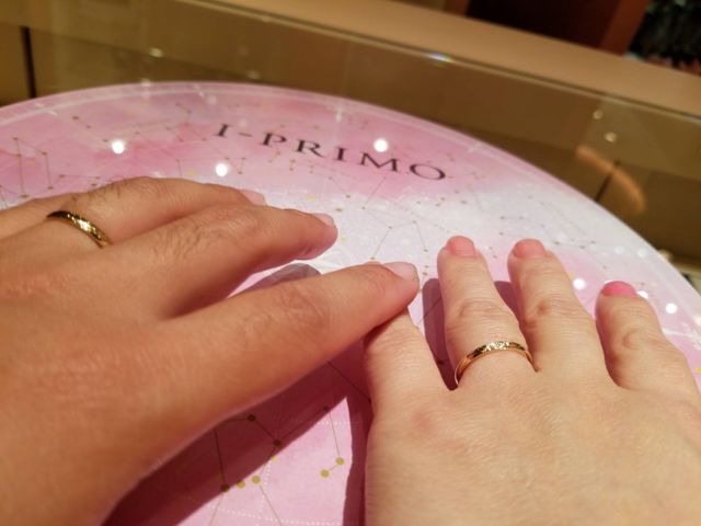 マリッジリングケイローンイエローゴールド。引渡し後の写真です