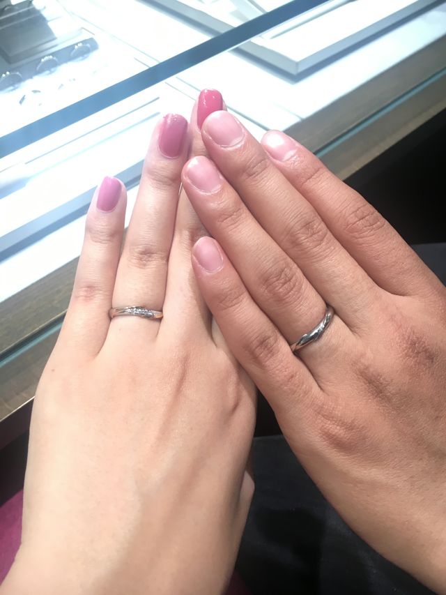 プラチナとゴールドのコンビも選べます。