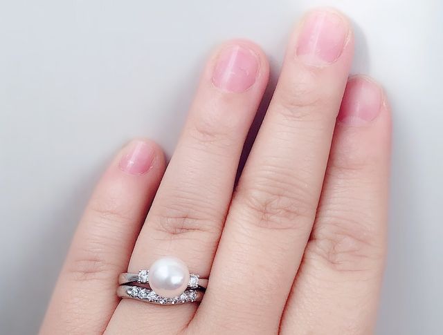 婚約指輪＋結婚指輪の重ね付け