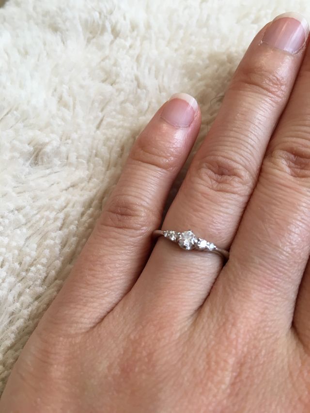 普段の外出にもつけていけるようななシンプルなデザイン