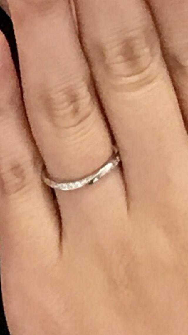 結婚指輪をさっそくつけてみました！