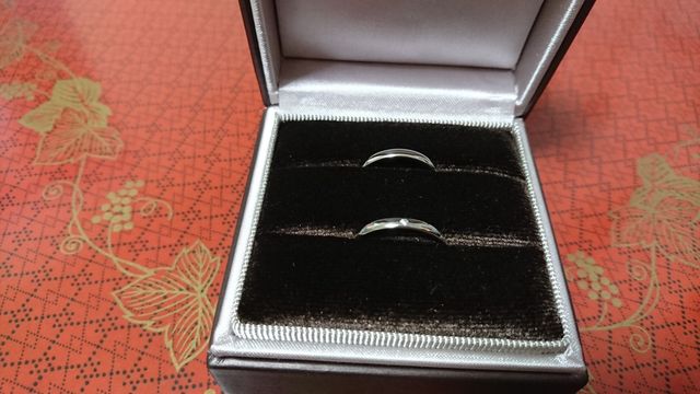 子どもの頃から憧れていたシルバーのシンプルな指輪にしました！