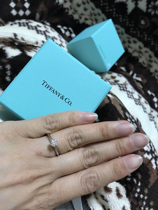 憧れのティファニーブルーの箱は女子をドキドキさせますね。