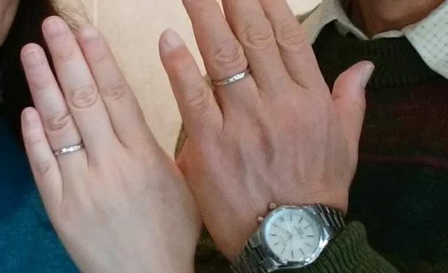 店頭で記念写真を撮っていただきました！