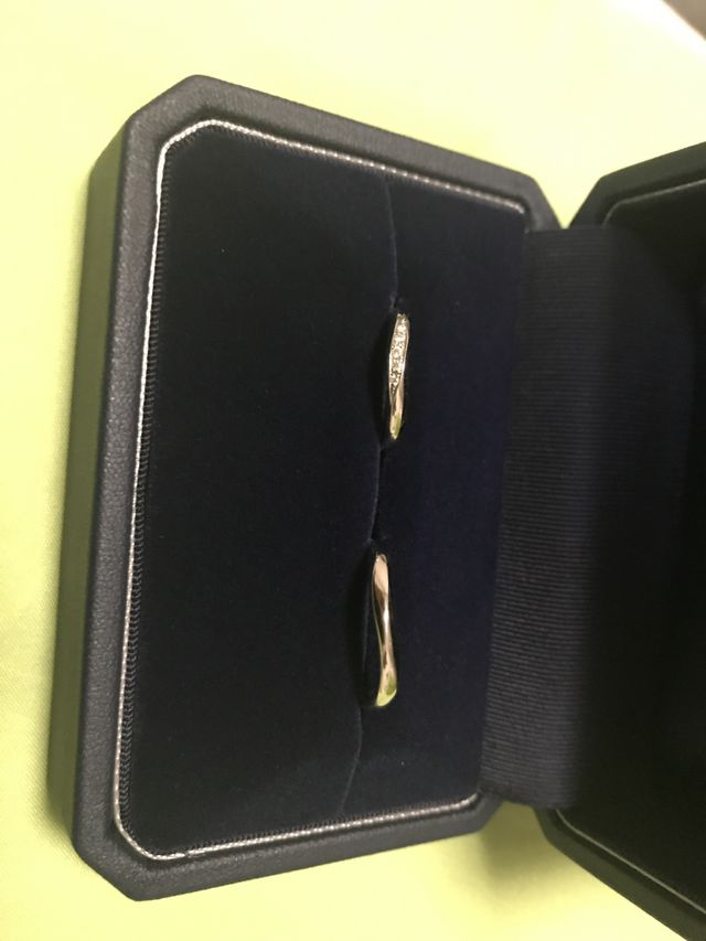 今回購入した結婚指輪です。
