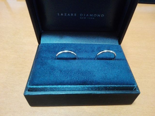 シンプルなデザインで指になじみます