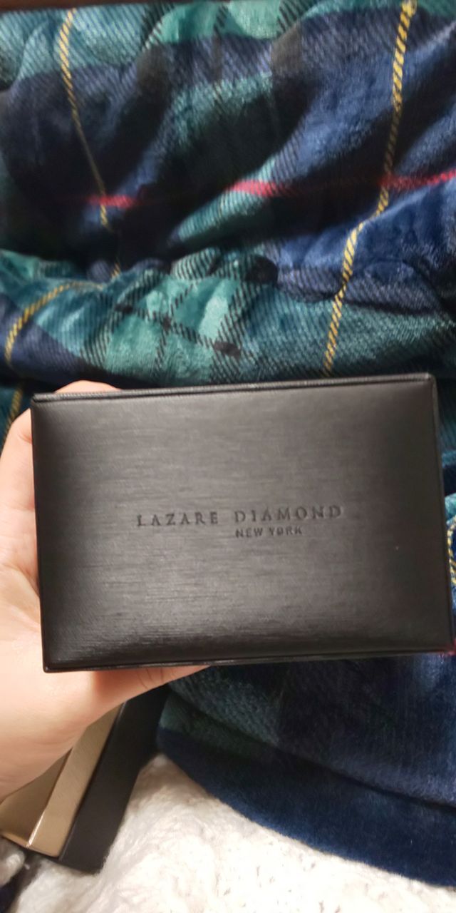 箱も高級感がすごいです！