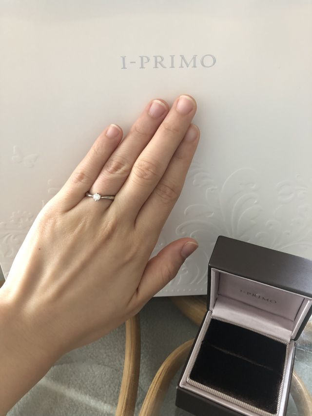 シンプルなデザインですが特別感があります。