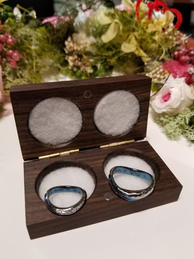2人の想いがこもったオリジナルの指輪です