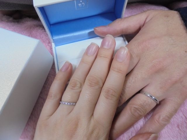 左　女性用ミル打ち石あり。　右　男性用ミル打ち。