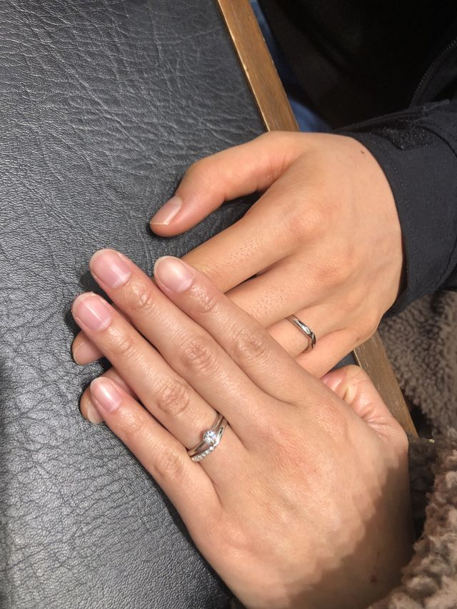 ロイヤルアッシャーの綺麗な指輪でした！