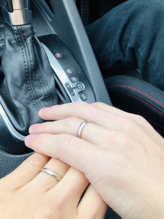 愛車の中でパシャリ！