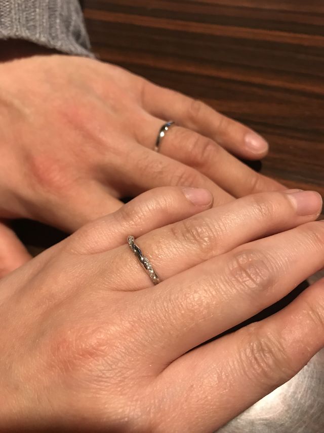 華奢なデザイン