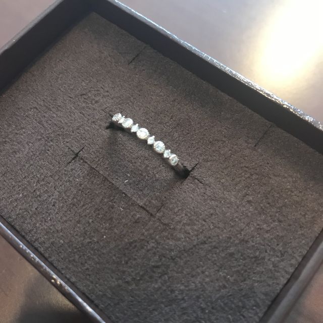 18Kのピンクゴールドです。
キラキラして可愛いです