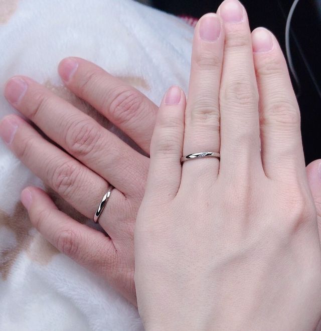 女性はケレース、男性はペルセウスです。