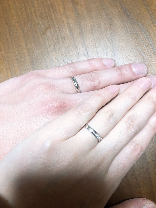 旦那さんはヘリオス、私はディオーネと別々のデザインにしました