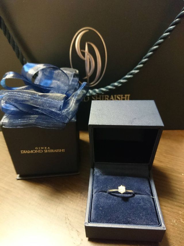 プロポーズリングとダイヤモンドを購入しました