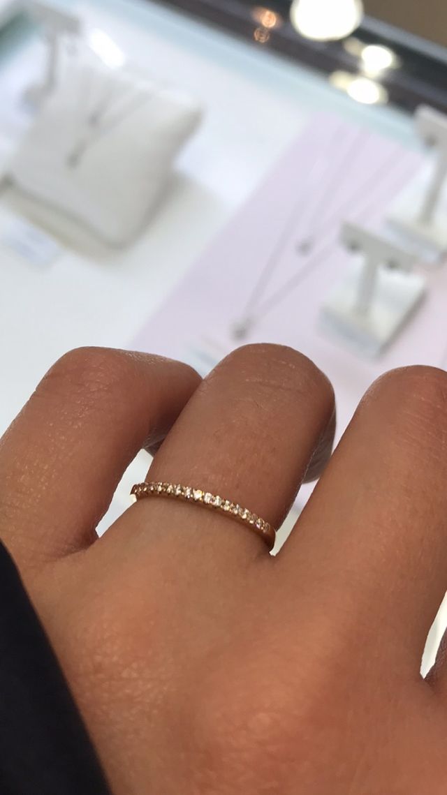 華奢なのに光り輝く美しさ