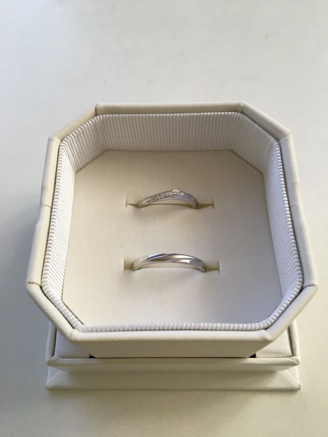 上が女性用で下が男性用です。