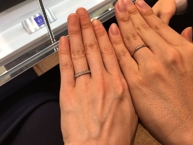 3mmの太さのレール留めのハーフエタニティリング