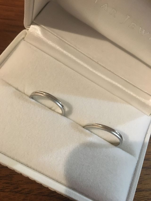 シンプルで2本付けている見たいなデザインが気に入りました！