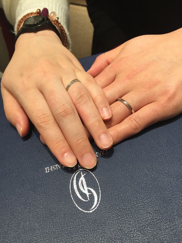 いくつか試着をさせていただき一番良いと思った指輪です。