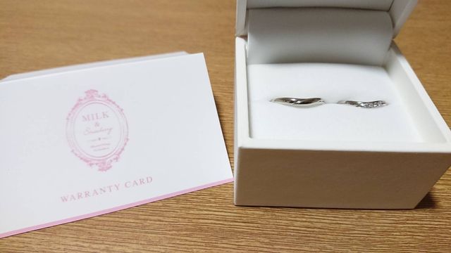 2人の結婚指輪です。
大好きなミルクアンドストロベリーで！
