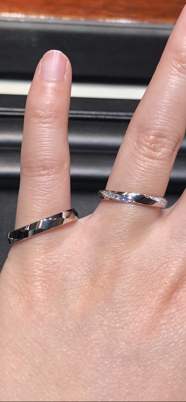 男性用と女性用のセットです。