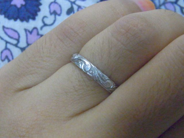 一番細いタイプです。石は入っていません