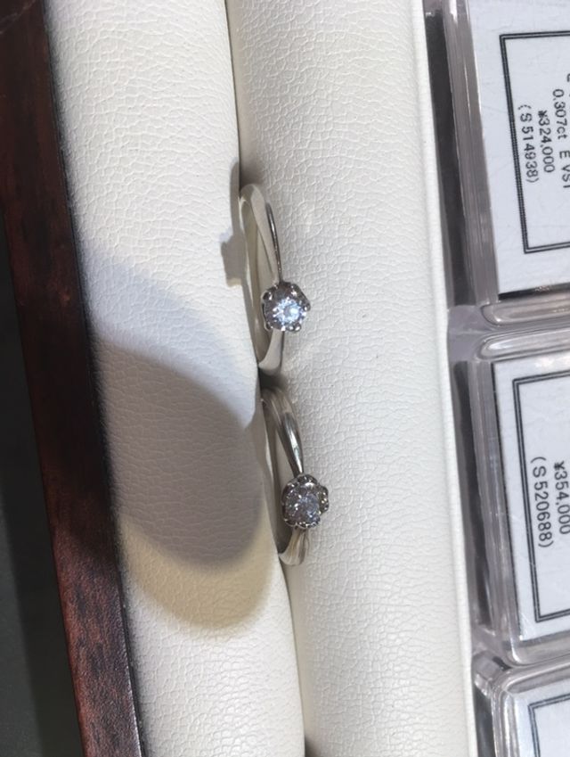 サクラダイヤモンドの指輪です
