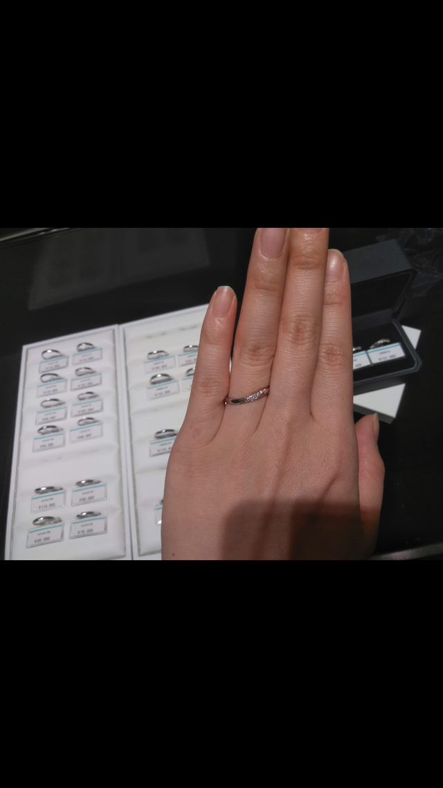 ウェーブラインリング