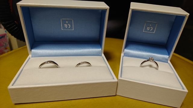 ウェーブ型で指にフィットするので、付けていても自然です！