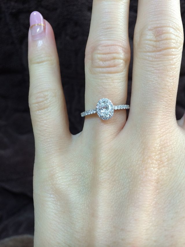 ティファニーのダイヤが付いた指輪です。
