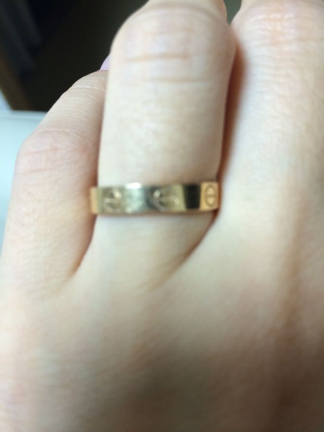 ピンクゴールドのラブリング