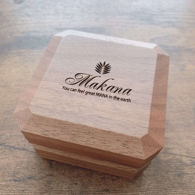 木製デザインでお気に入りです！