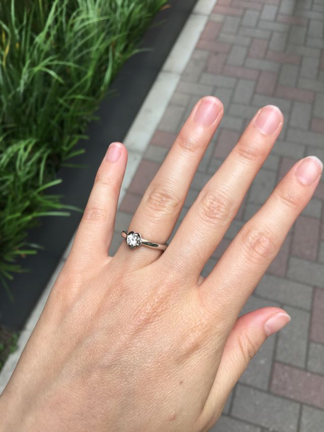 カメリアコレクションのリングです。