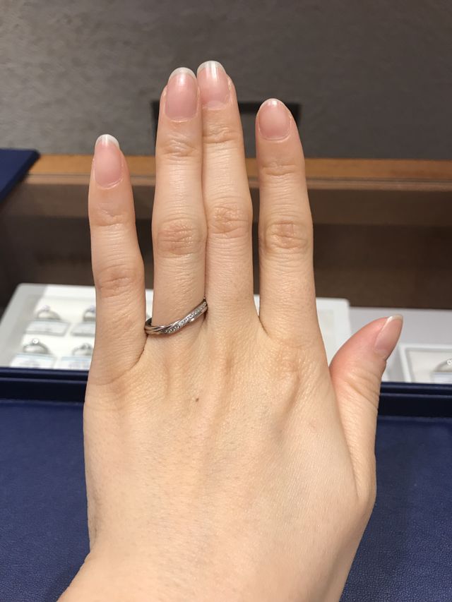 ダイヤの輝きがきれいな指輪です