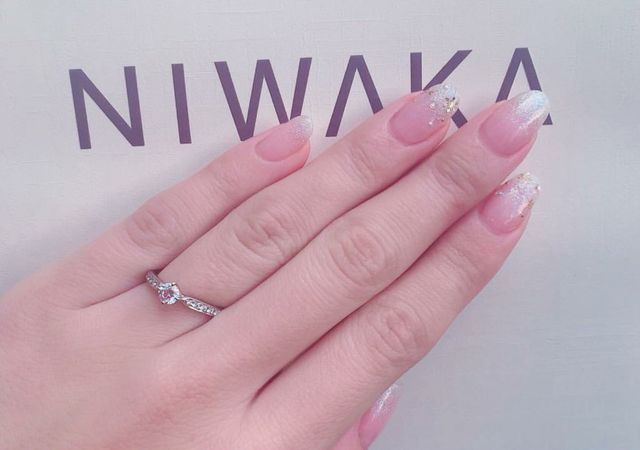 キラキラした、にわかのリング