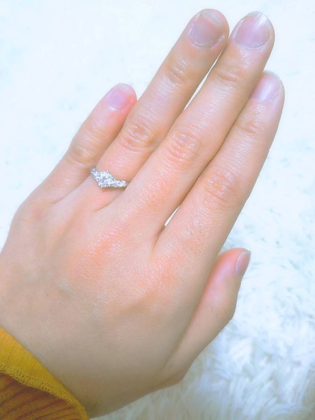 実物のダイヤはとっても綺麗で素敵です。