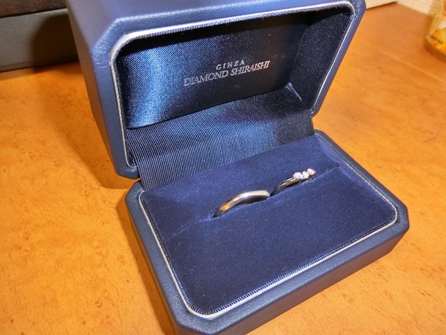 ペアの結婚指輪です