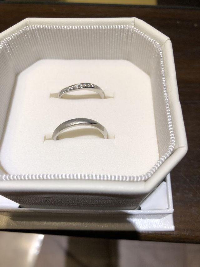 ケースはオプションで蓋がガラスのものを選択しました。