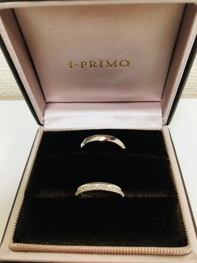 私はアナエル、彼はフォルトゥーナのリングです。