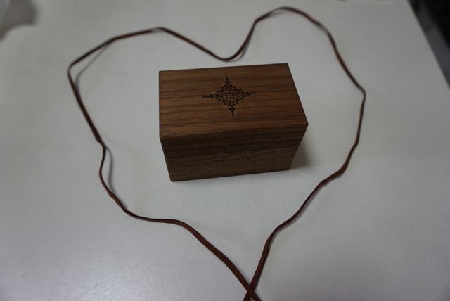 可愛い木箱に入っています