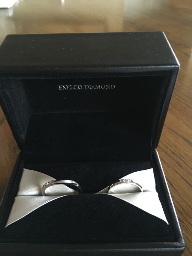 男  ツヤけし
女 ダイヤ3つ