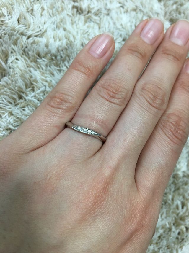 流れるようなデザインがとっても素敵です。