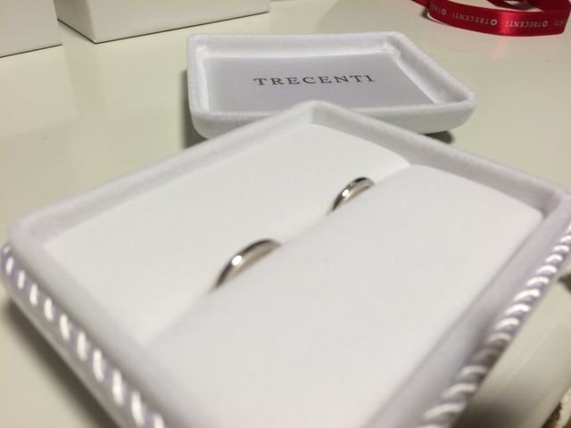 お気に入りの結婚指輪です。