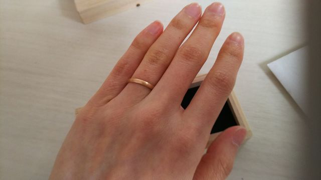 ずっとつけていたかのように、指になじみます！