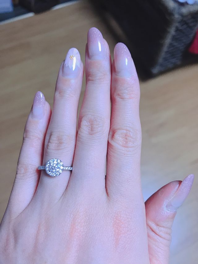 ゴージャス感があり、デザインがとても好みだったのです♪