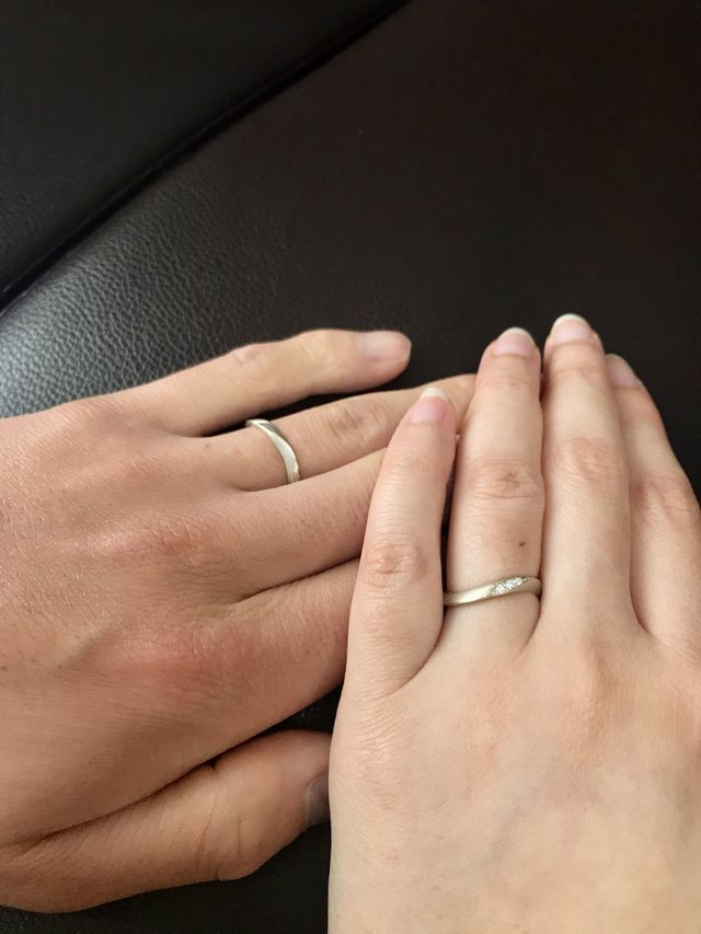 肌に馴染むカラーでつや消しの感じもお気に入り